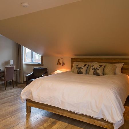 Hotel "Le Suisse" Saint-Donat-de-Montcalm Ngoại thất bức ảnh