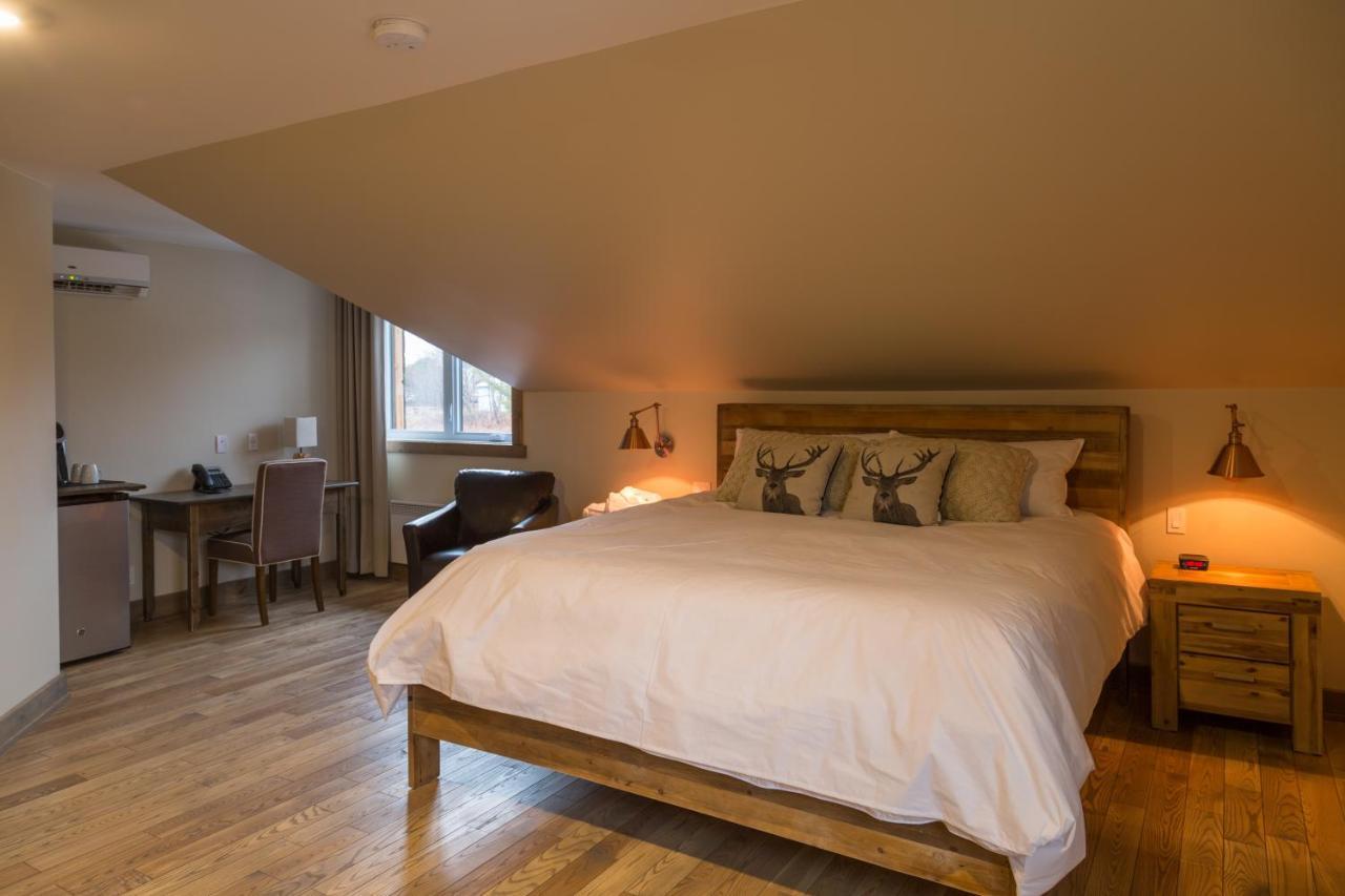 Hotel "Le Suisse" Saint-Donat-de-Montcalm Ngoại thất bức ảnh
